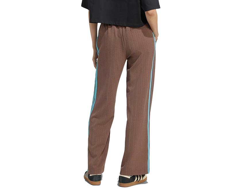 Adidas Tailored Pants Auburn dettaglio — tessuto strutturato e rifiniture curate