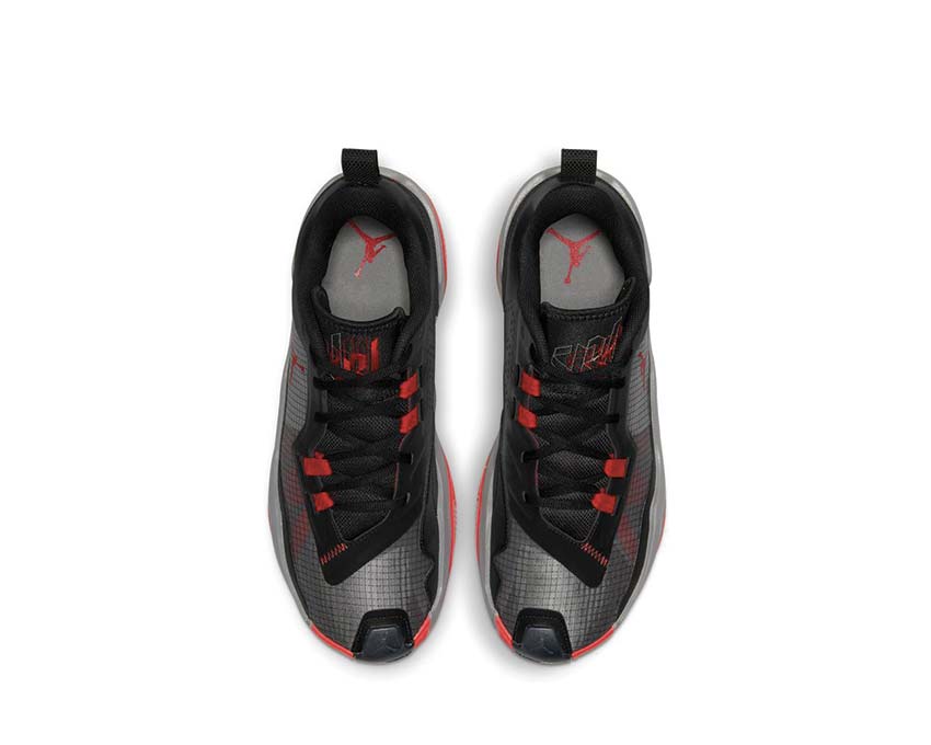 Jordan One Take 4 Black Flat Pewter University Red détail — tige mesh légère
