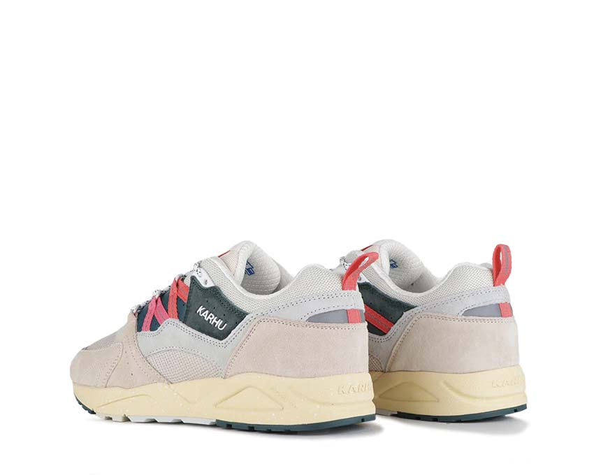 Karhu Fusion 2.0 White Cap Gray/Cayenne suola — suola Fulcrum