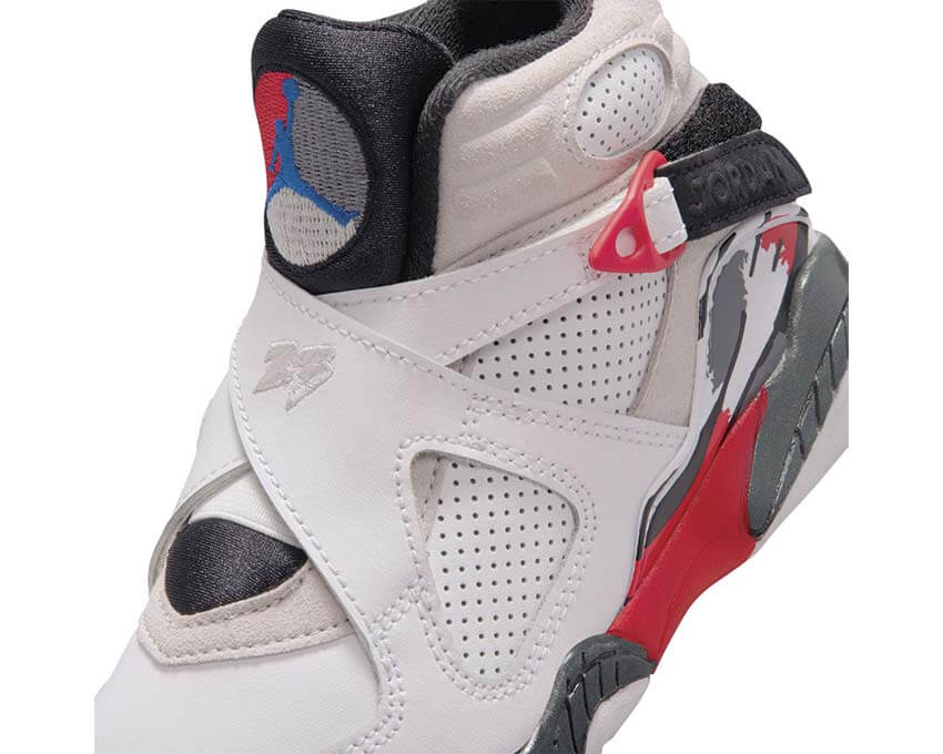 Air Jordan 8 Retro PS Bugs Bunny White/Black/True Red vue latérale — tige cuir premium enfant