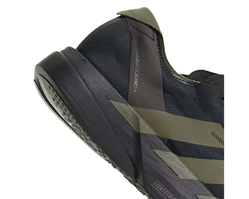 Adidas Adizero Adios Pro 4 Focus Olive vue latérale — tige légère