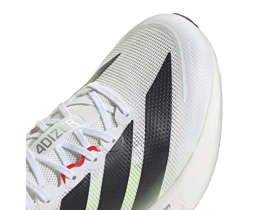 Adidas Adizero Boston 13 Lucid Red vue latérale — drop 6mm rouge vif
