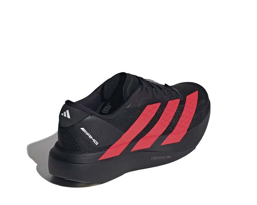 Adidas Adizero Evo SL AMG Detail — besticktes AMG Logo