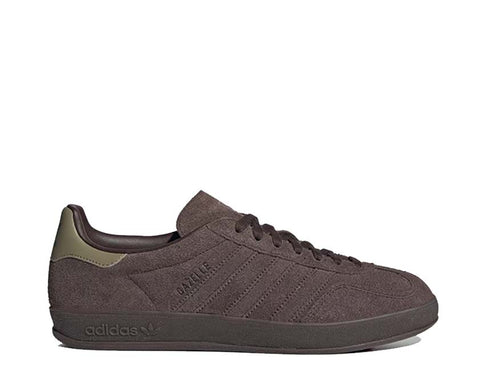 Adidas Gazelle Indoor Dark Brown — sneaker unisex scamosciato marrone scuro indoor