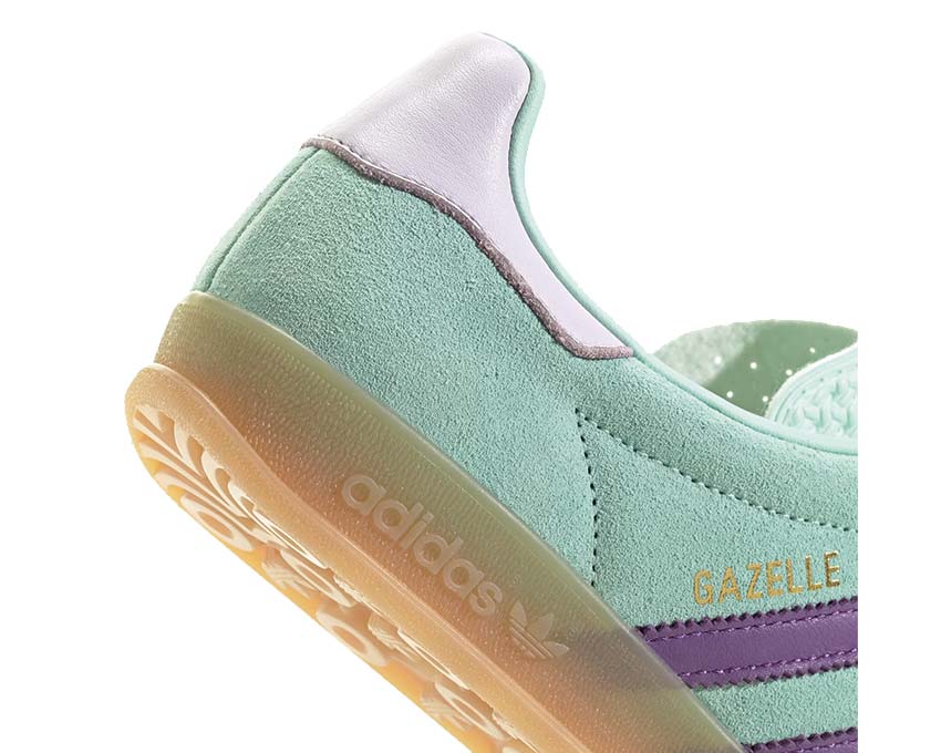 Adidas Gazelle Indoor W Clear Mint vue latérale — profil trois bandes iconiques