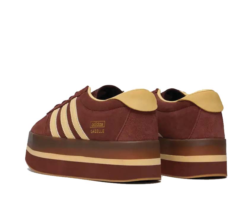 Adidas Gazelle Stack W détail — tige en daim premium et logo Trefoil