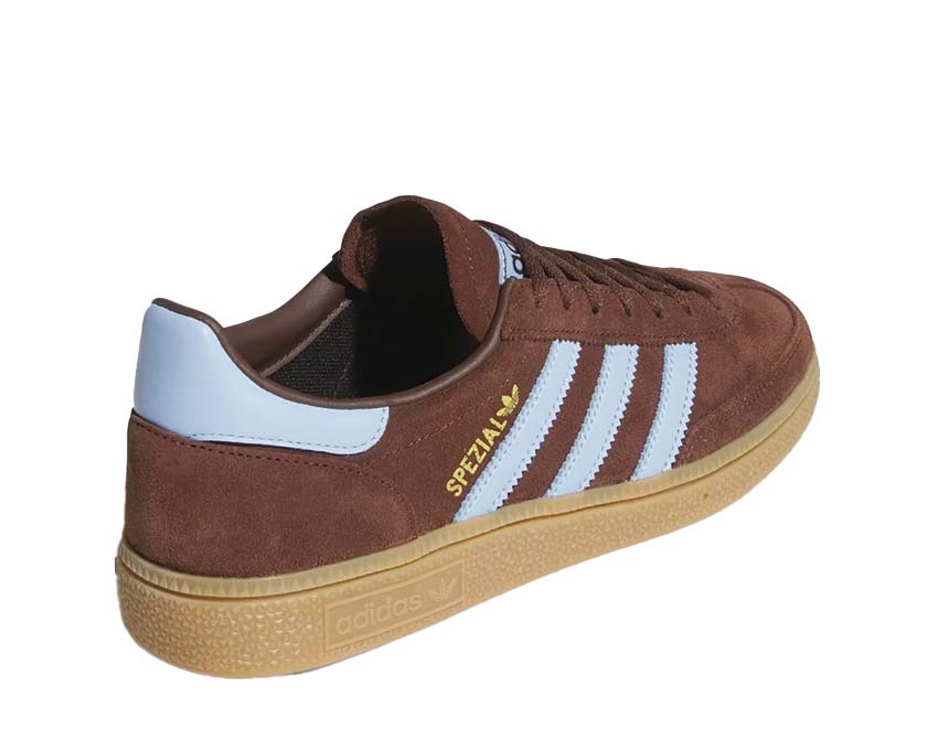 Adidas Handball Spezial Auburn Detail — Auburn-Wildleder und kontrastierende Streifen