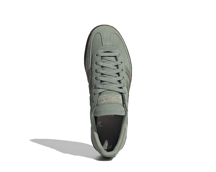 Adidas Handball Spezial W Silver Green detalle — logo Three Stripes metálico plateado