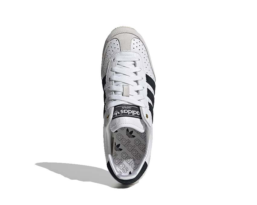 Adidas Japan W Cloud White dettaglio — tomaia in pelle bianca con tre strisce