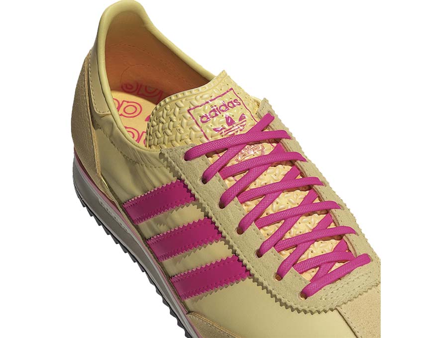 Adidas SL 72 OG W Almost Yellow Seitenansicht — Kontrastelemente