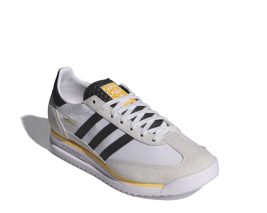 Adidas SL 72 RS Cloud White Core Black vue latérale — profil mesh bicolore
