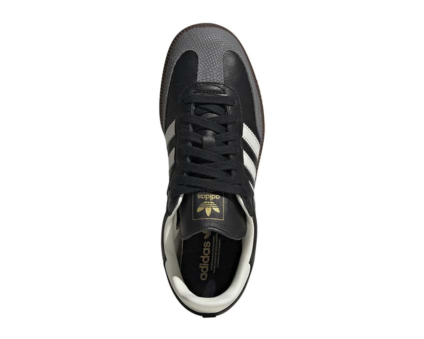 Adidas Samba OG W Black White Gold Detail — schwarzes Wildleder-Panel und goldenes Logo