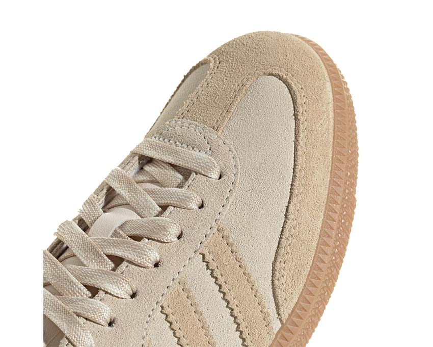 Adidas Samba OG Sand Strata vista lateral — beige vintage tennis court bajo