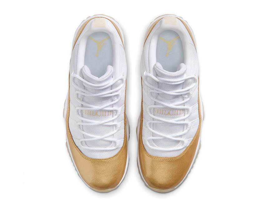 Air Jordan 11 Retro Low W Mother's Day — vue trois quarts blanc fleurs