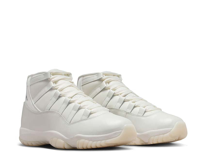 Air Jordan 11 Retro W Pearl perlweiß — Sohle Detail Jordan 11 streetwear Basketball