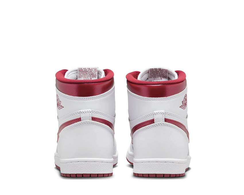 Jordan Air Jordan 1 High 85 Metallic Burgundy détail — tige cuir métallisé