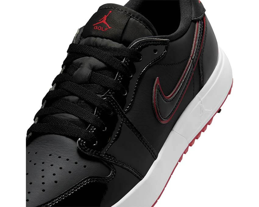Air Jordan 1 Low G Spiked Bred vue latérale — golf sneaker noir rouge Jordan