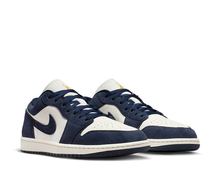 Air Jordan 1 Low SE Obsidian parte superior — cuero azul oscuro iconic OG basketball