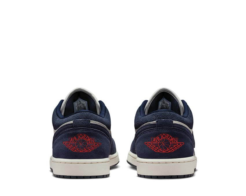 Air Jordan 1 Low SE Obsidian trasera — talón Jumpman retro basketball hombre