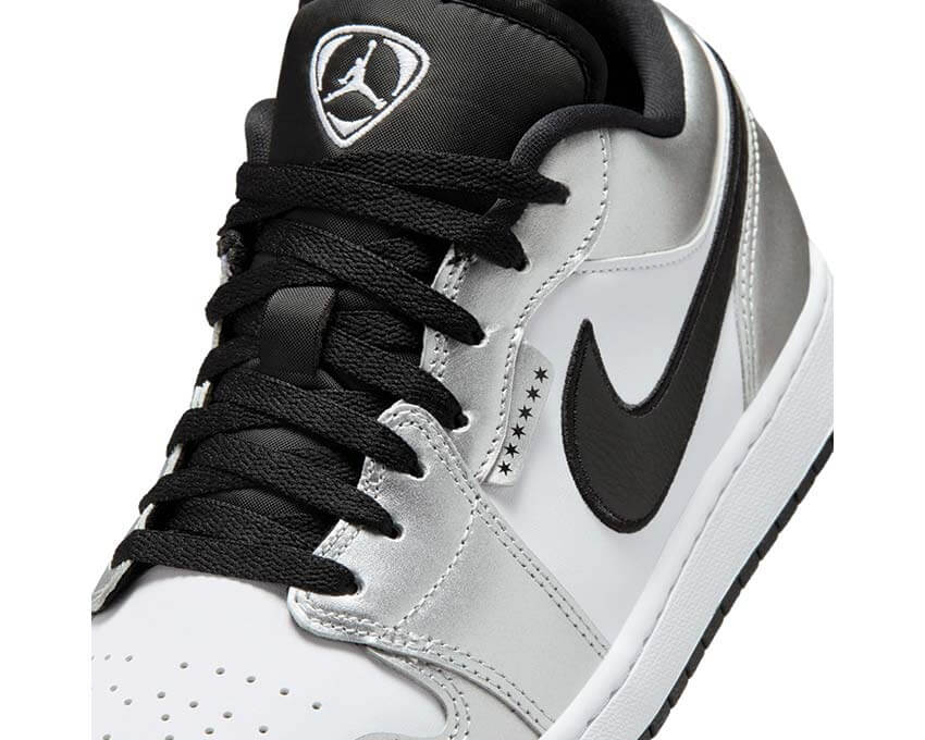Air Jordan 1 Low SE Tiempo vista lateral — blanco crema basketball culture sneaker