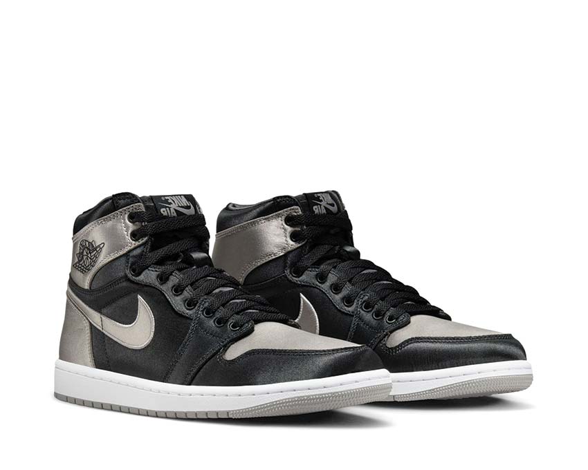 Air Jordan 1 Retro Hi OG Wmns Black Medium Grey suola — suola bianca Jordan 1