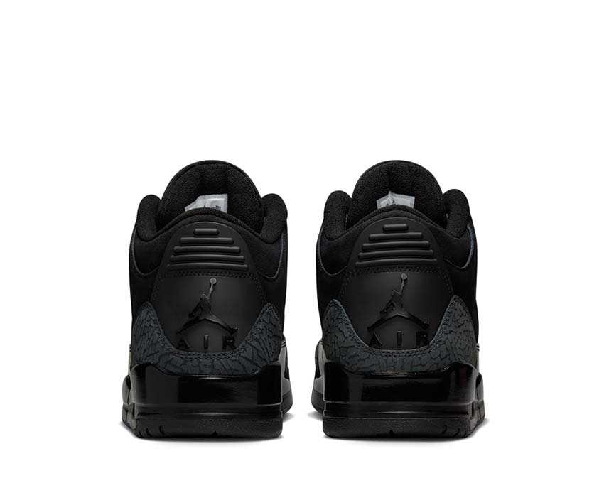 Jordan Air Jordan 3 Retro Black Cat détail — tige cuir noir