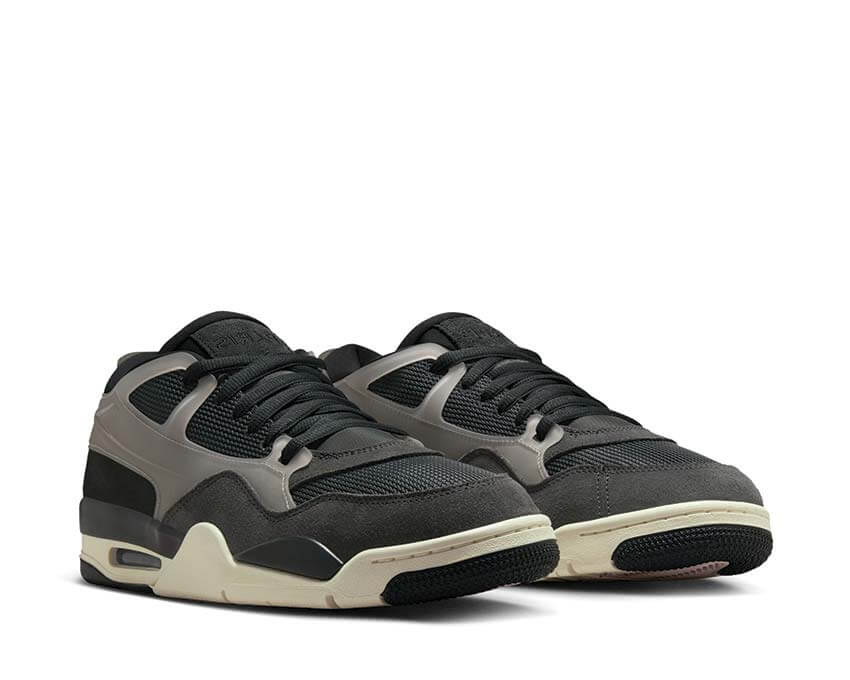 Air Jordan 4 RM PSG Off Noir Sohle — sichtbare Air-Einheit Jordan 4 schwarz PSG