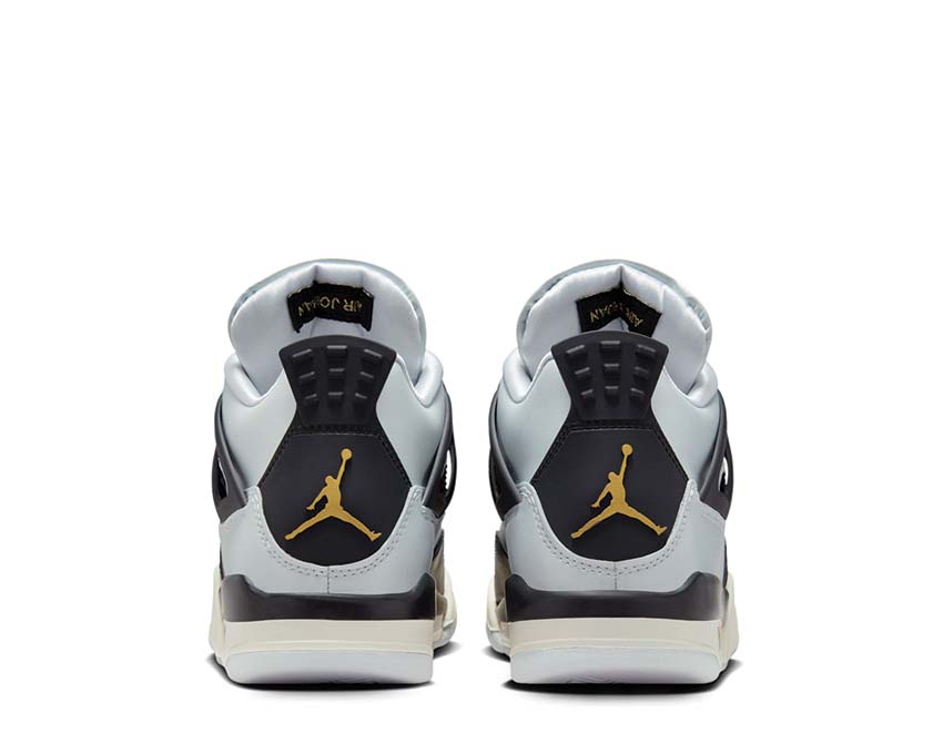 Air Jordan 4 Retro GS Pure Platinum detalle — malla mesh platino GS Jordan