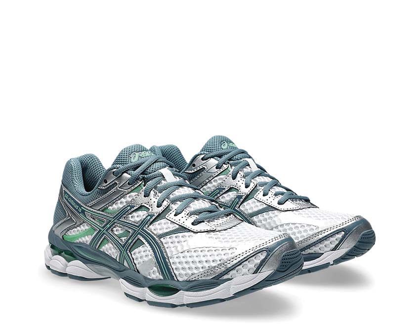 Asics Gel Cumulus 16 Ironclad vue latérale — tige mesh respirante