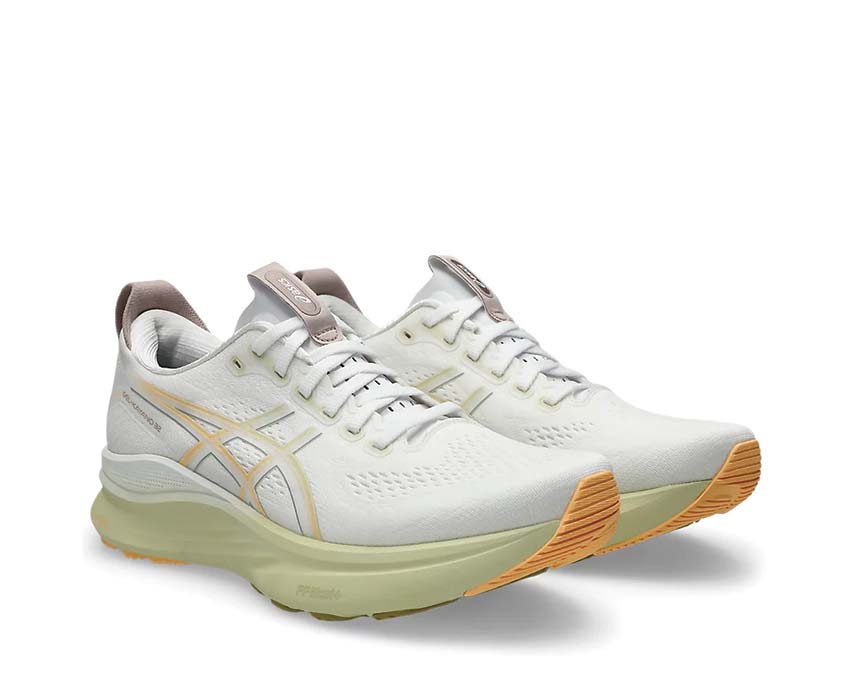Asics Gel Kayano 32 White/Orange Glow vue latérale — tige mesh respirante