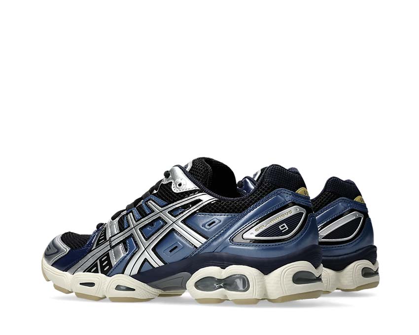 Asics Gel Nimbus 9 Black/Pure Silver semelle — amorti Gel premium