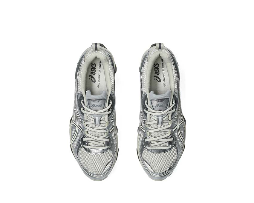 Asics Gel Quantum Kinetic White/Light Dust Rückansicht — maximale Gel 360 Dämpfung
