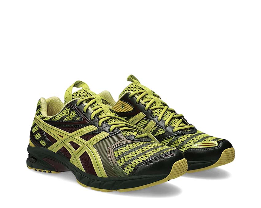 Asics UB9-S Gel DS Trainer 14 Dark Mustard vue latérale — design exclusif