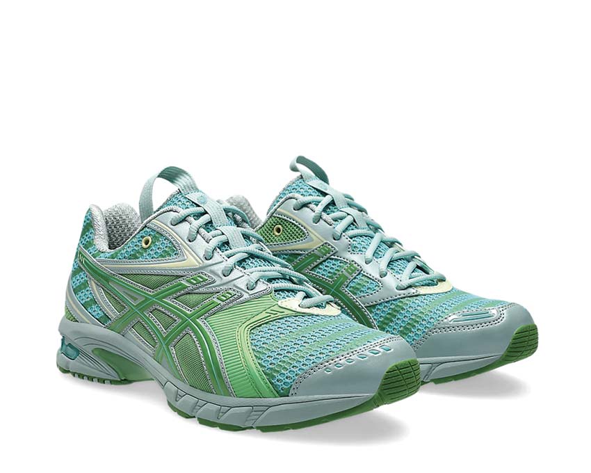 Asics UB9-S Gel DS Trainer 14 Waterfall/Lichen Rock vue latérale — design exclusif