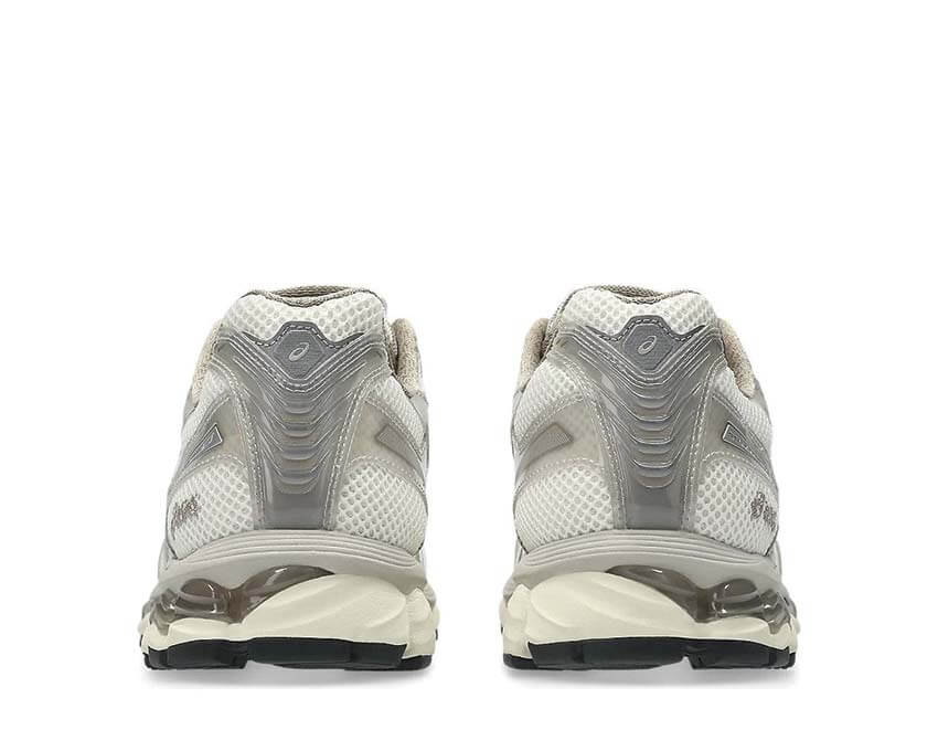 Asics x Kith Gel Kayano 12.1 Paragon 1203B144-100 — détail tige premium