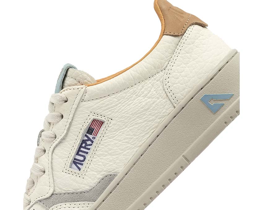 Autry Medalist Low W Nbk Ele Suede Nugget Loft détail — empiècements cuir