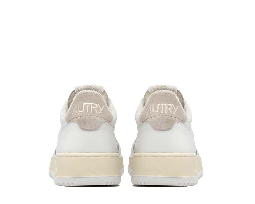 Autry Medalist Low Virgin Sponge White Ivory detalle — paneles de colores