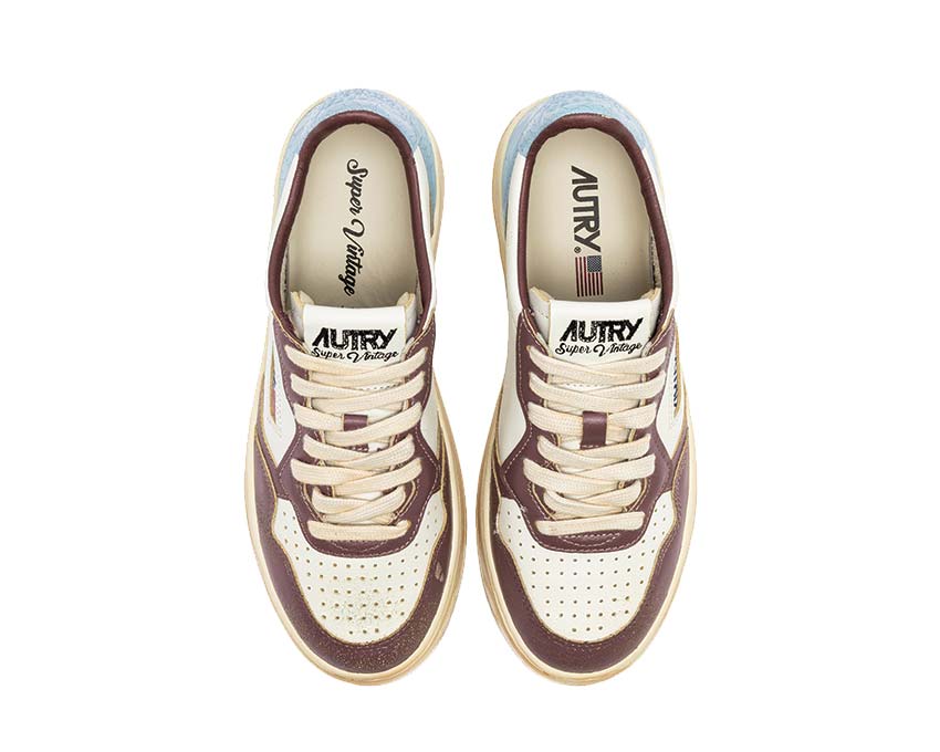 Autry Super Vintage Low Leat White Celestial détail — logo Autry brodé