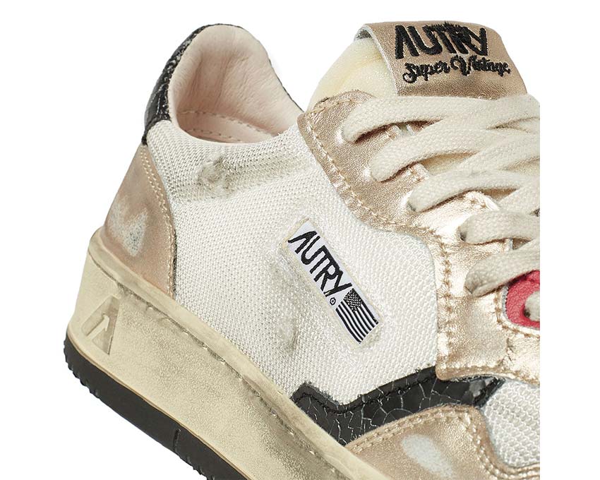 Autry Super Vintage Low Mesh Suede White Gold Sohle — Gummisohle