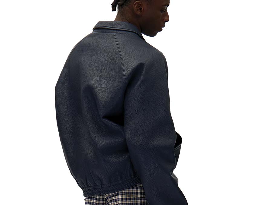 Arte Big Logo Leather Jacket Navy vue latérale — cuir souple logo brodé