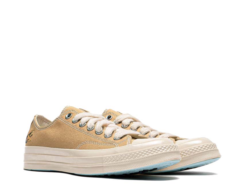 Converse Golf Le Fleur Chuck 70 OX Apricot Seitenansicht — bestickte Blumen