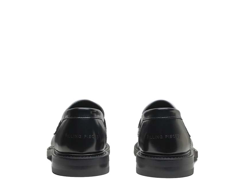 Filling Pieces Loafer Gowtu Studs Black suola — suola in pelle cucita