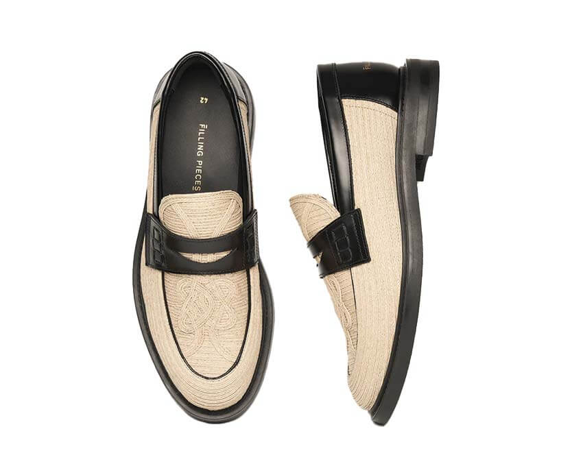 Filling Pieces Loafer Solid Raffia Natural detalle — acabados de verano