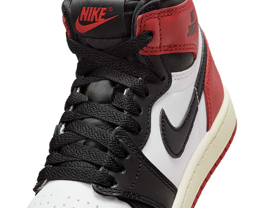 Jordan 1 Retro High OG Black Toe PS vista lateral — cuero blanco negro preschool Jordan