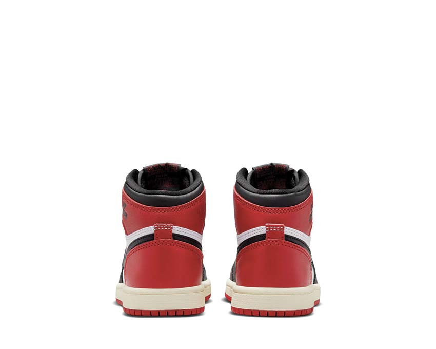 Jordan 1 Retro High OG Black Toe PS detalle — tige cuero bicolor negro blanco niño