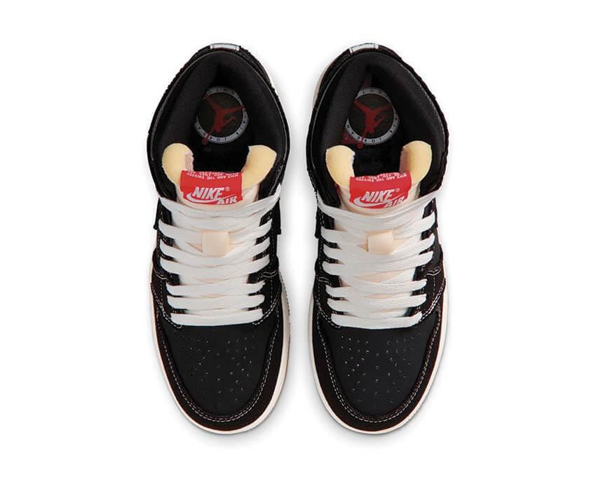 Air Jordan 1 Retro High OG GS Flight Club — semelle Air Jordan High GS blanc