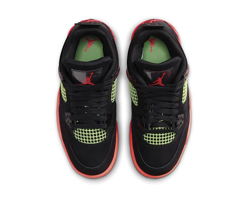 Air Jordan 4 Retro GS Infrared 23 — vue avant coloris noir rouge enfant