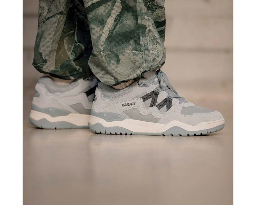 Karhu Fusion XT Lunar Rock Magnet vista lateral — malla gris y negra cross training
