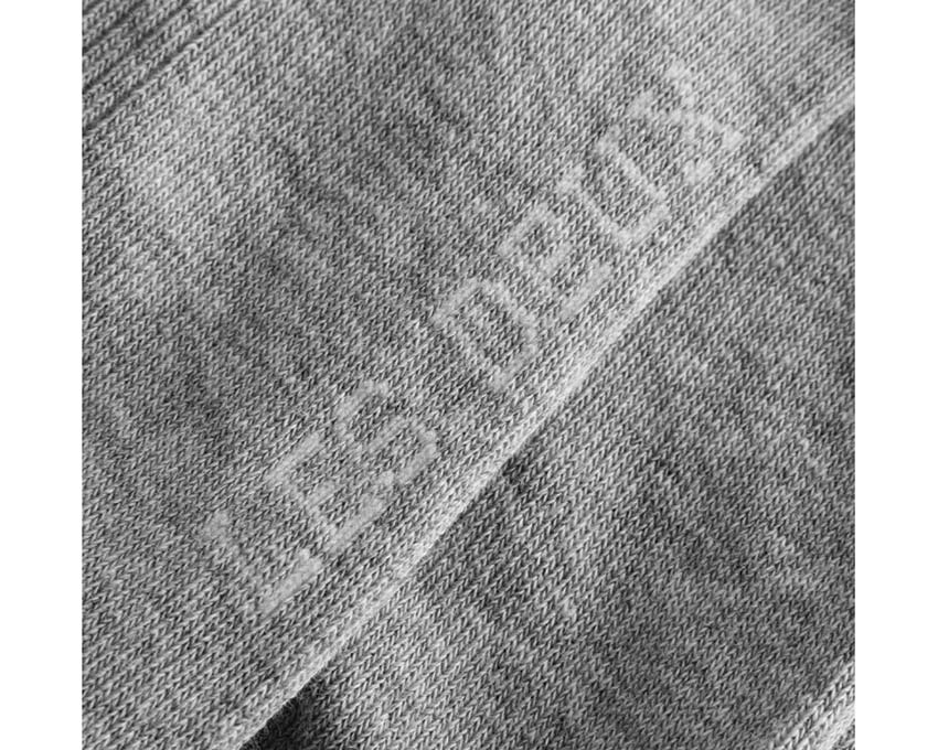 Les Deux Vertigo Socks Light Grey Melange vue — motif géométrique gris