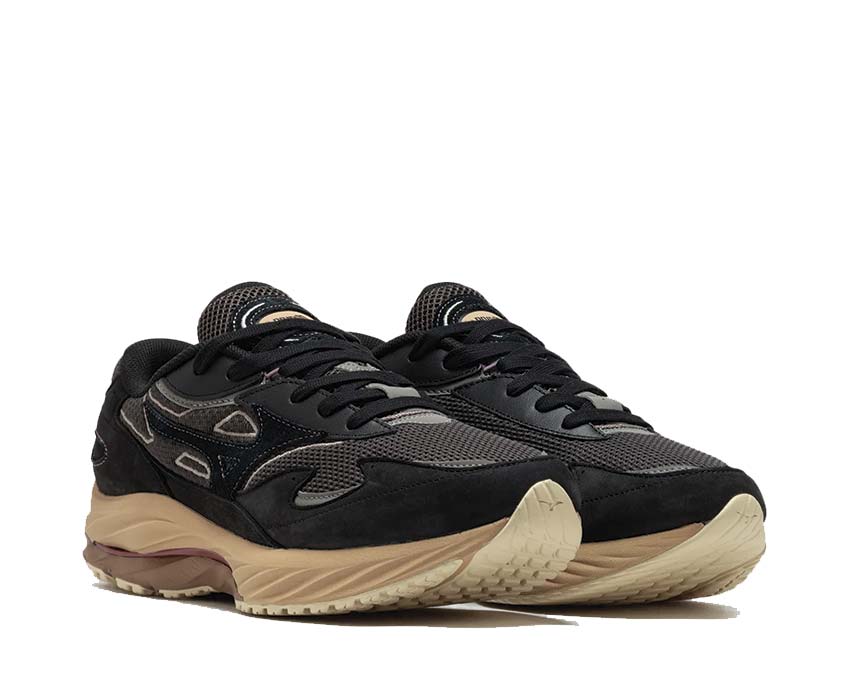 Mizuno Wave Rider β Premium Black Sand vista lateral — upper mesh premium
